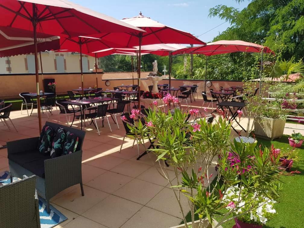 باربوتان ليه ثيرميس Hotel Restaurant Les Kakis المظهر الخارجي الصورة